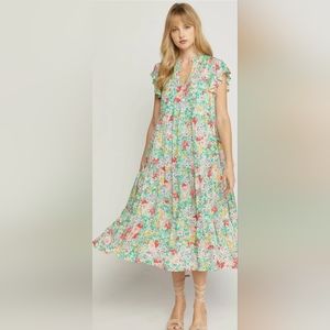 Ladies size large Entro Green Spring Mido Dress